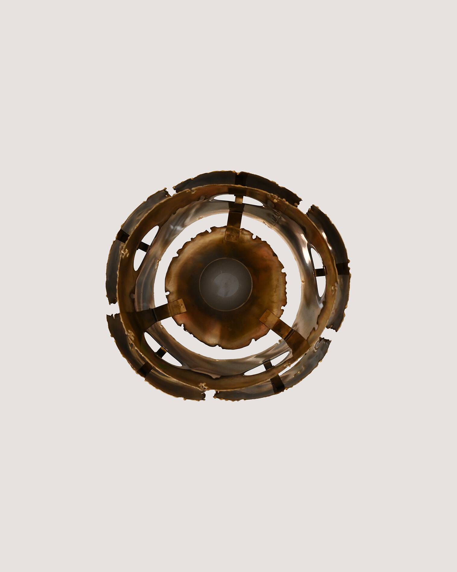 Lampe de plafond en laiton brutaliste, Danemark, années 60