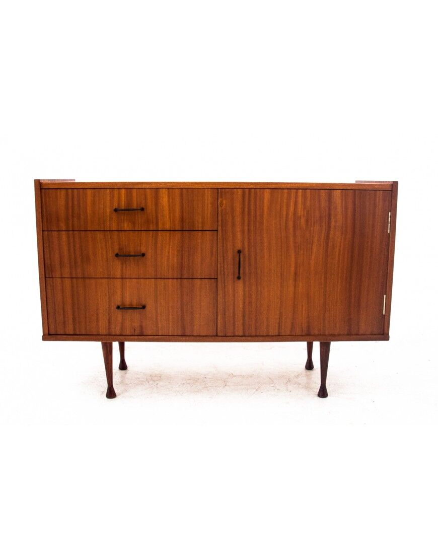 Commode, Pologne, années 1960. Après rénovation.