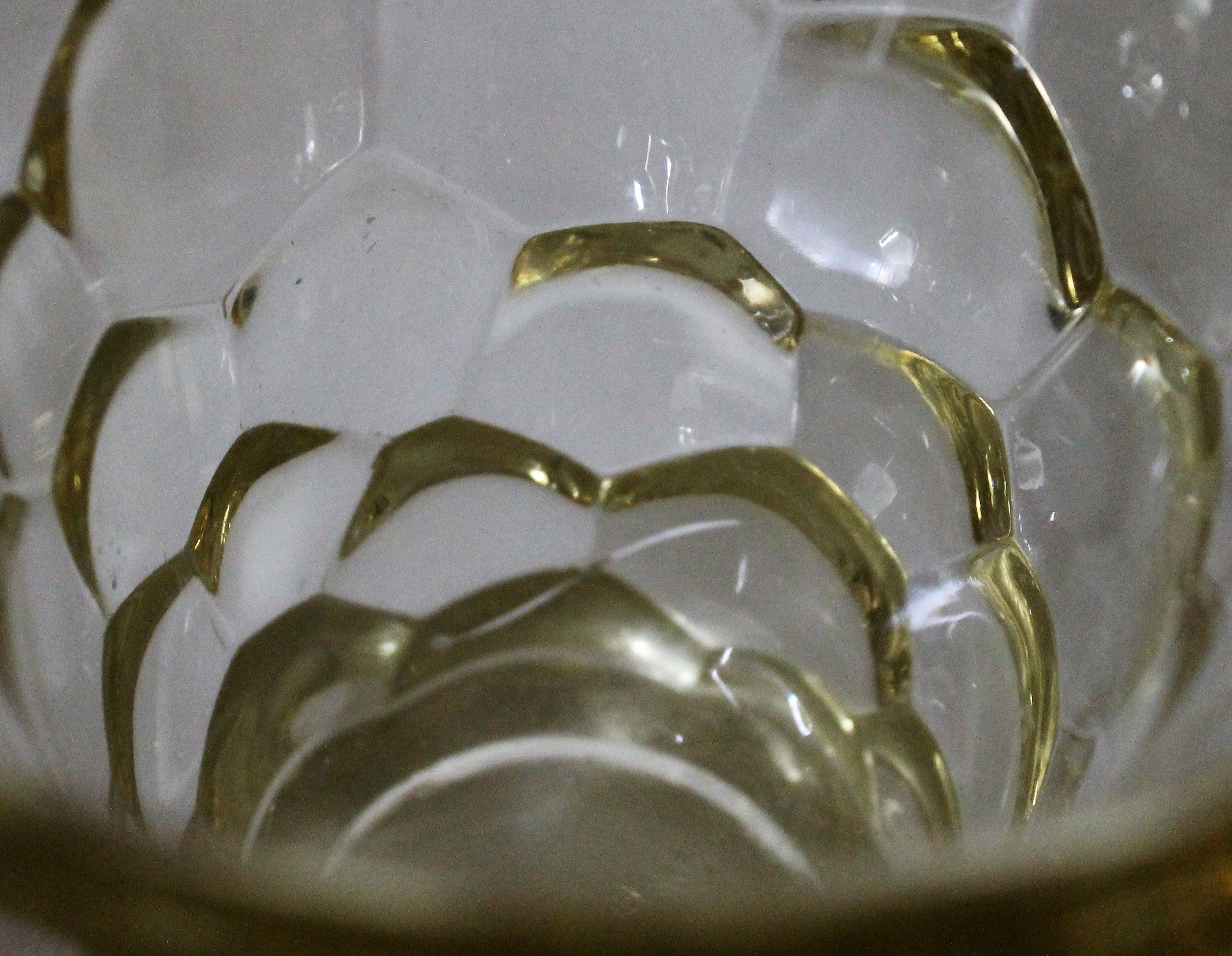 Pierre d'Avesn (1901 - 1990) pair of art deco "honeycomb" vase
