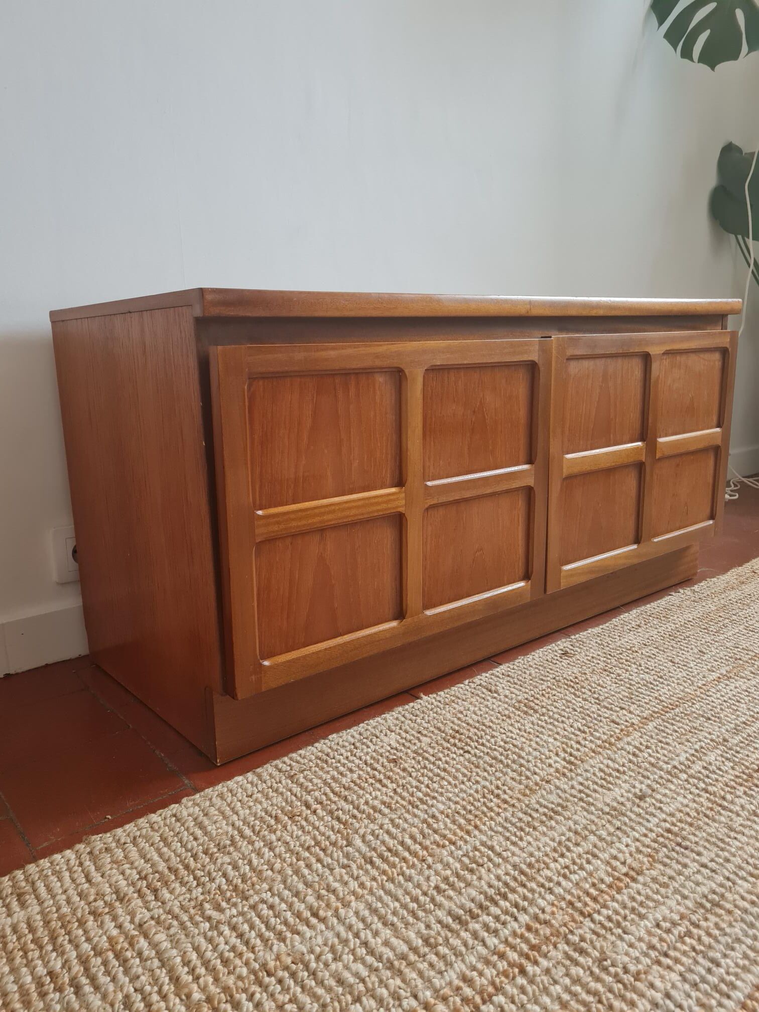 Buffet nathan squares  en teck des années 1960