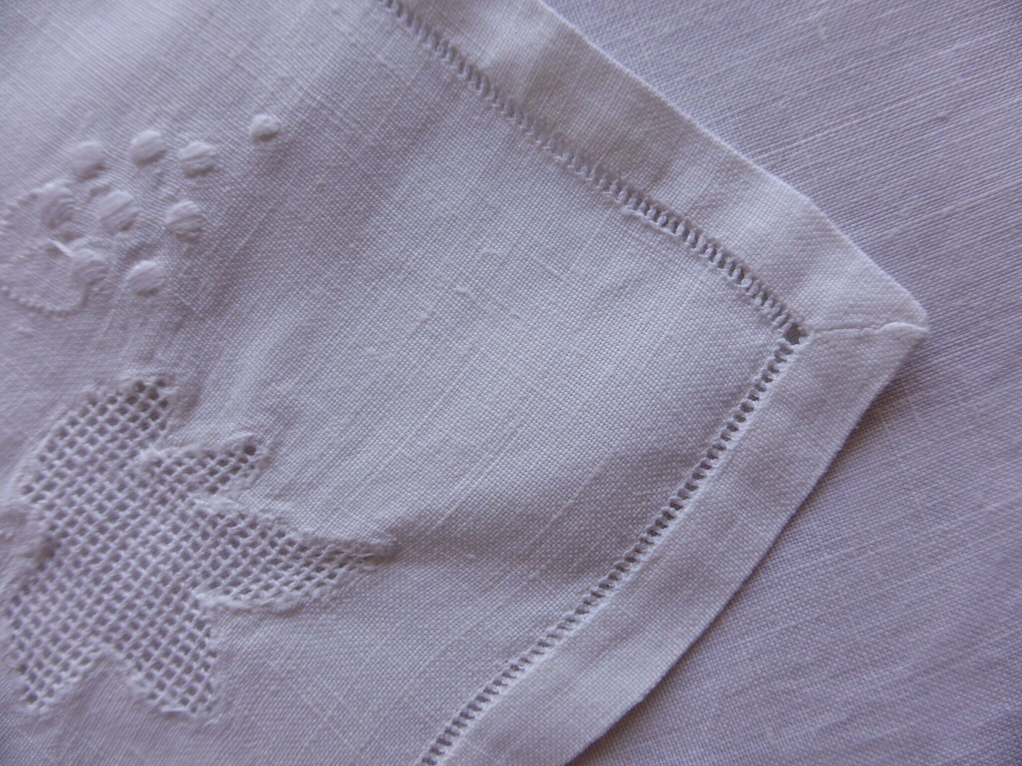 8 old white linen towels embroidered with vine leaves and grape clusters