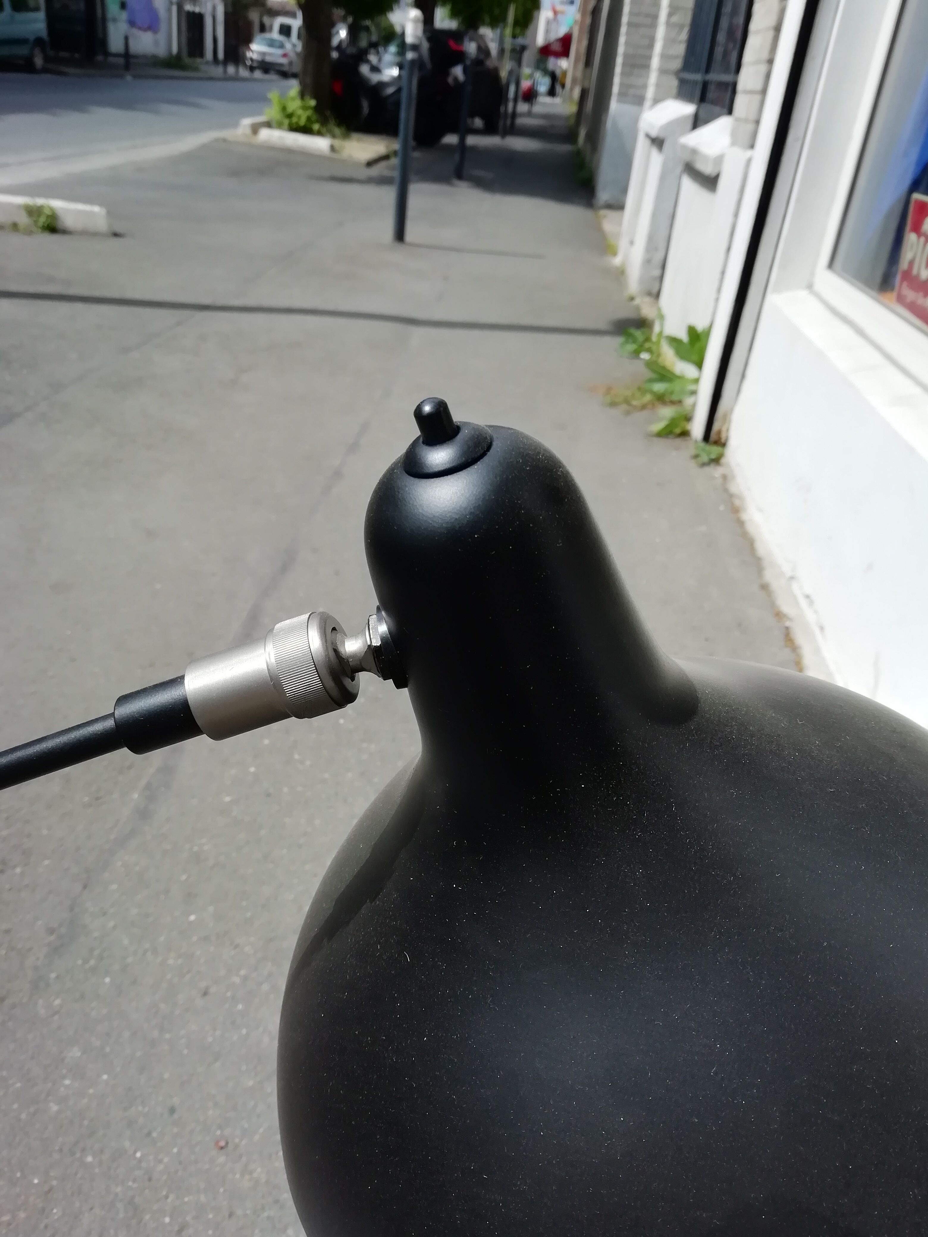 Mantis B53 desk lamp