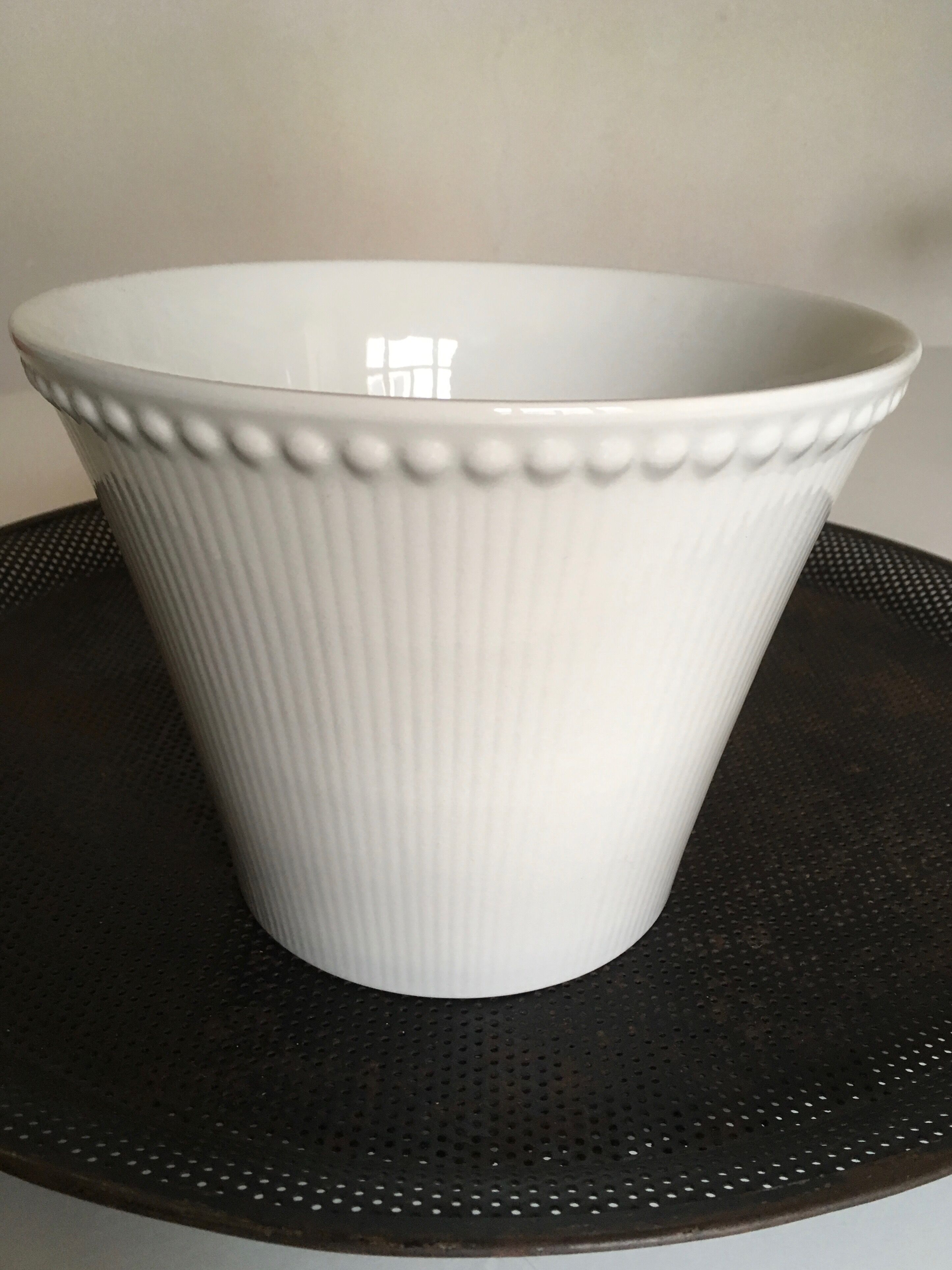 Cache pot Rörstrand sweden 60s tiara by Herta Bengtson 2/2