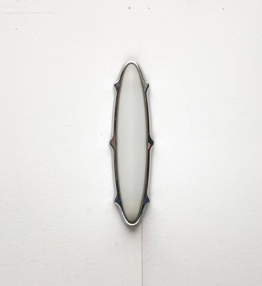 Geco wall light for indoor and outdoor use, postmodern Italian design by Luciano Pagani and Angelo Perversi for Arteluce, 1990s.