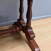Table Bureau en Acajou, époque Louis-Philippe – 1ère moitié XIXe