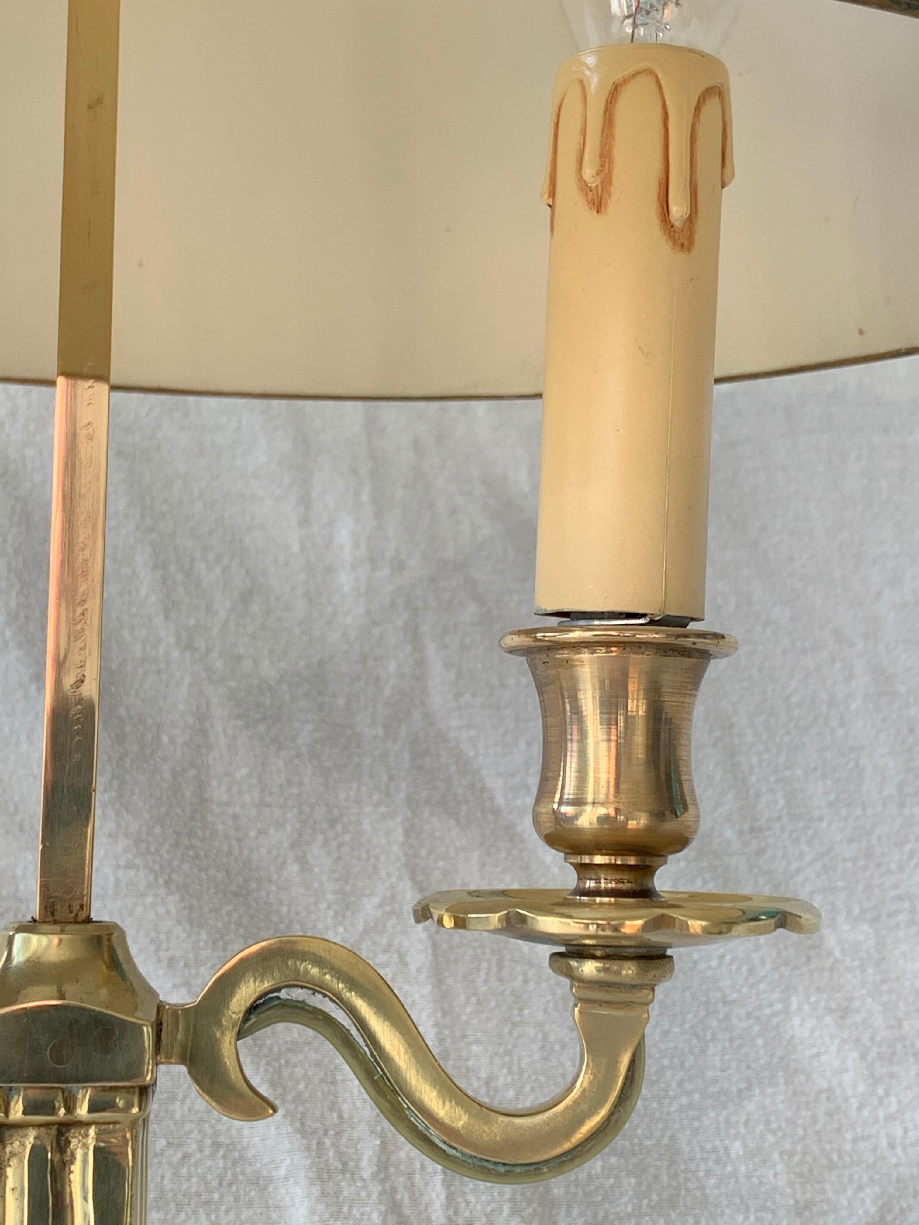 Lucien Gau's gilded bronze water bottle lamp Directoire style, 20th century