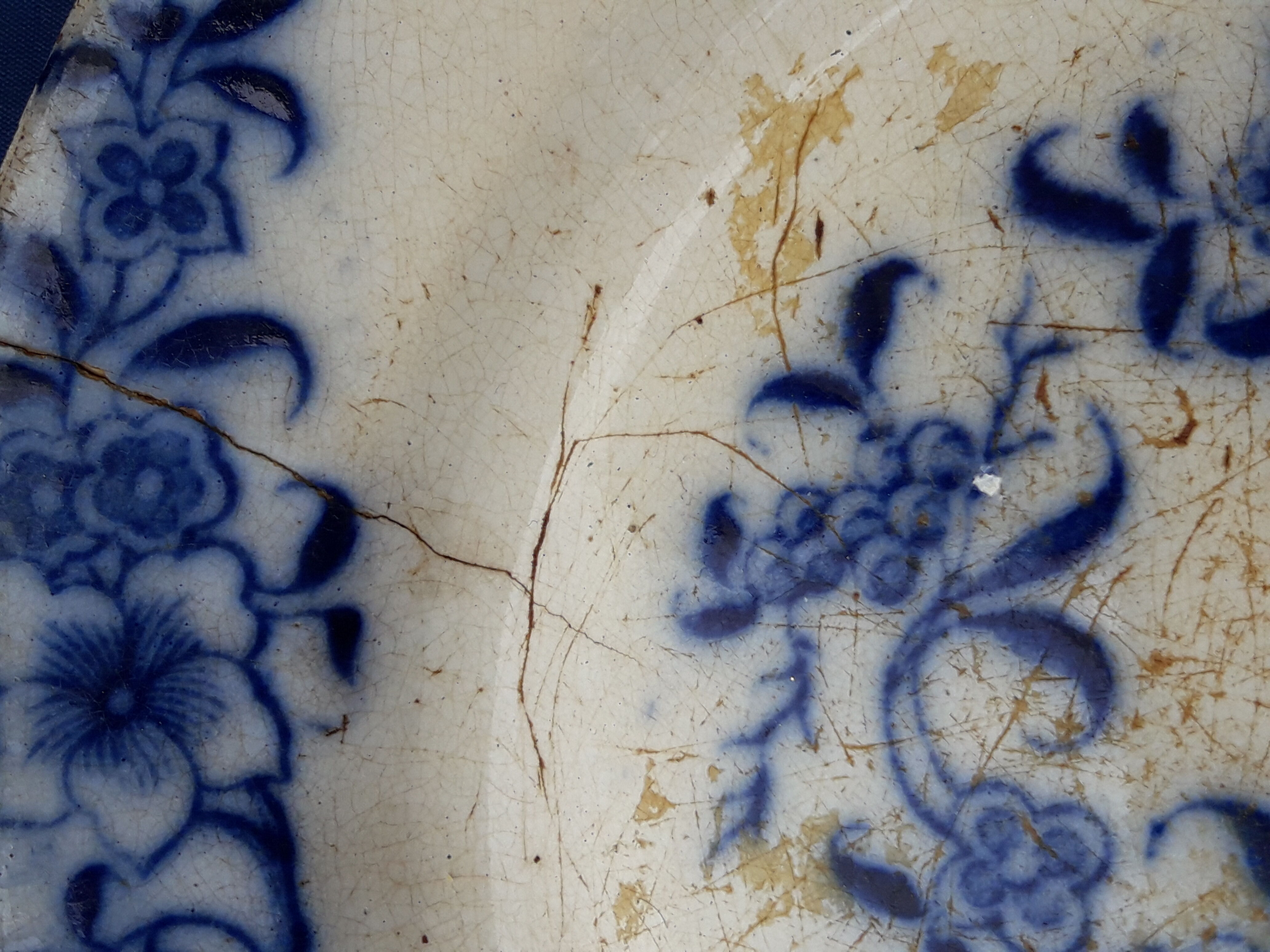 Onnaing Mouzin diam earthenware plate 21.5 cm