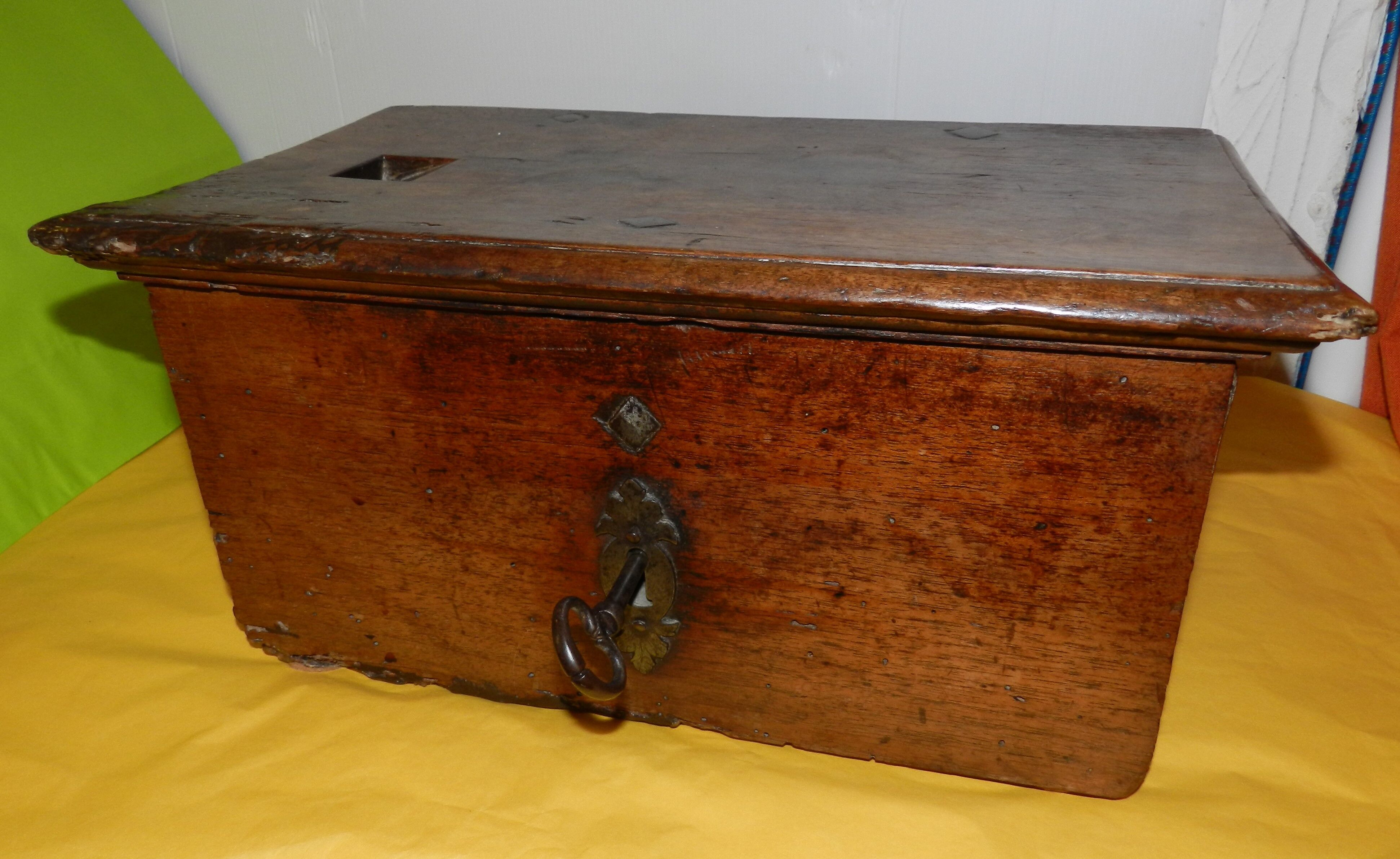 Church Trunk 18th