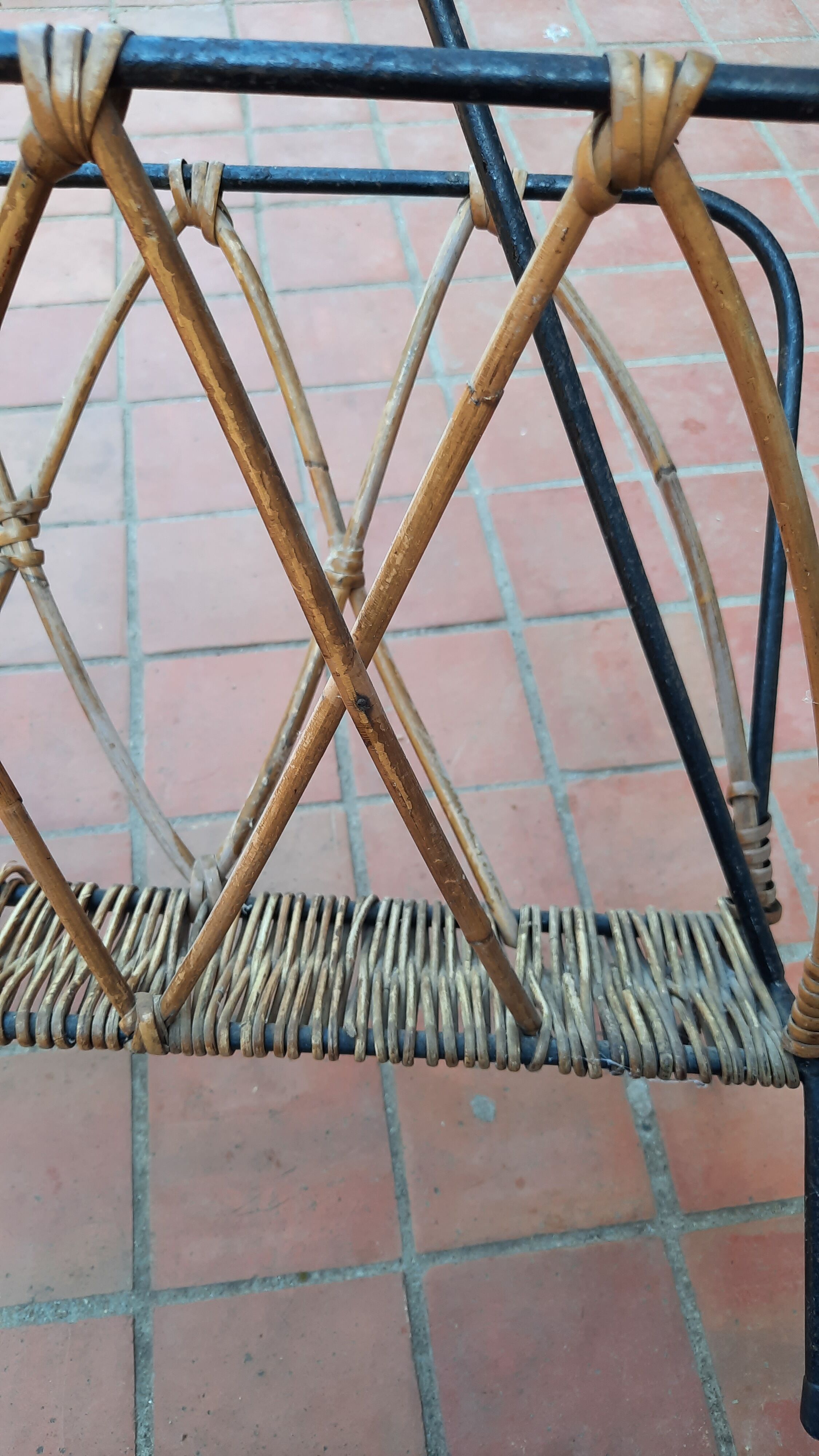 Metal and wicker magazine door