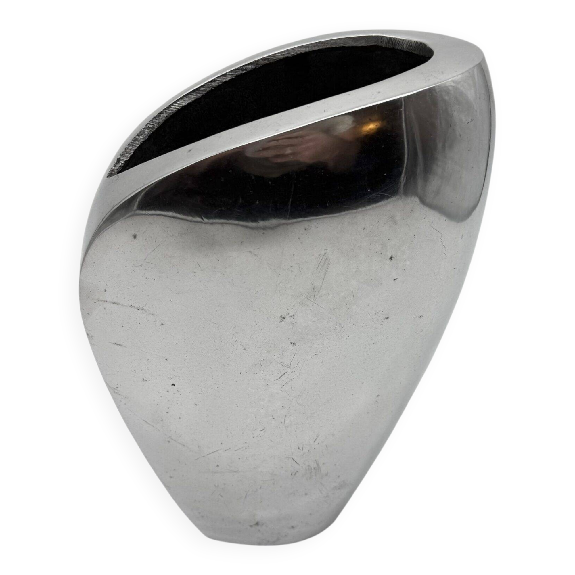 Sculptural vase in polished aluminium – 1980s