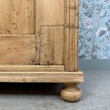 Large English wardrobe in solid pine (renovated)