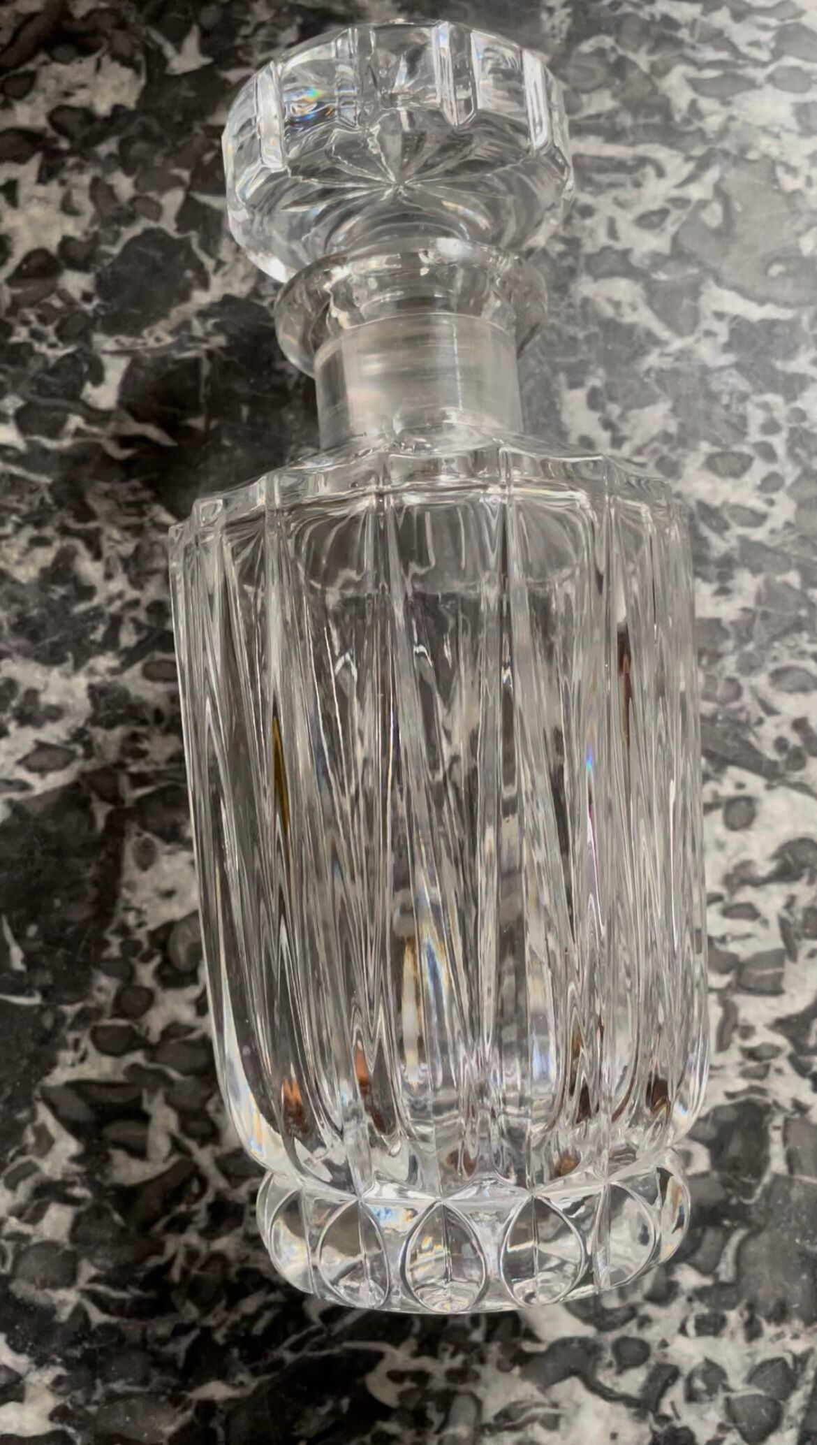 Carafon en cristal taillé H21