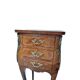 Table de chevet de style Louis XV avec 3 tiroirs, années 1960/70.