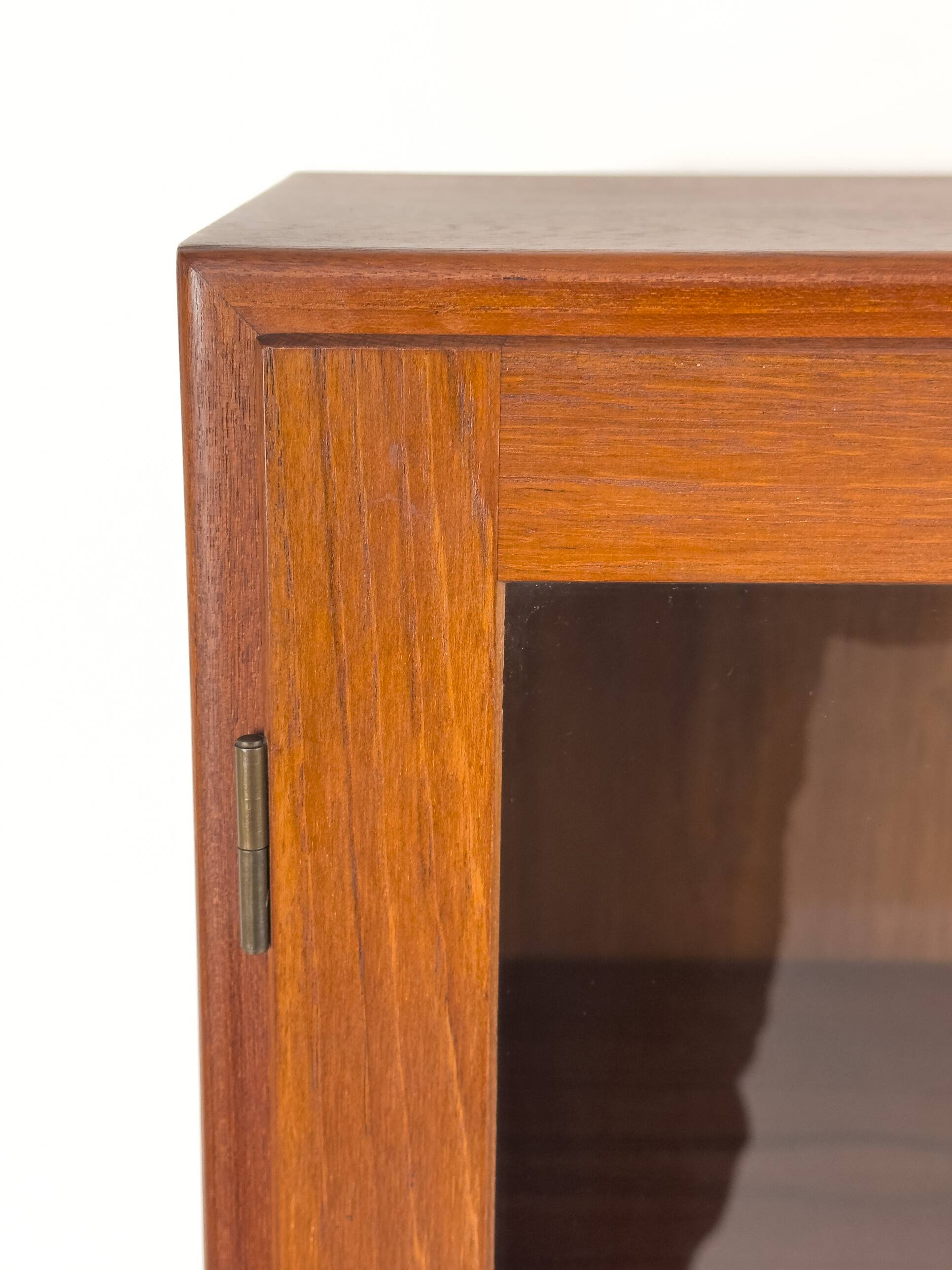 Danish Display Case in Teak by Børge Mogensen for Søborg Møbelfabrik, 1960s