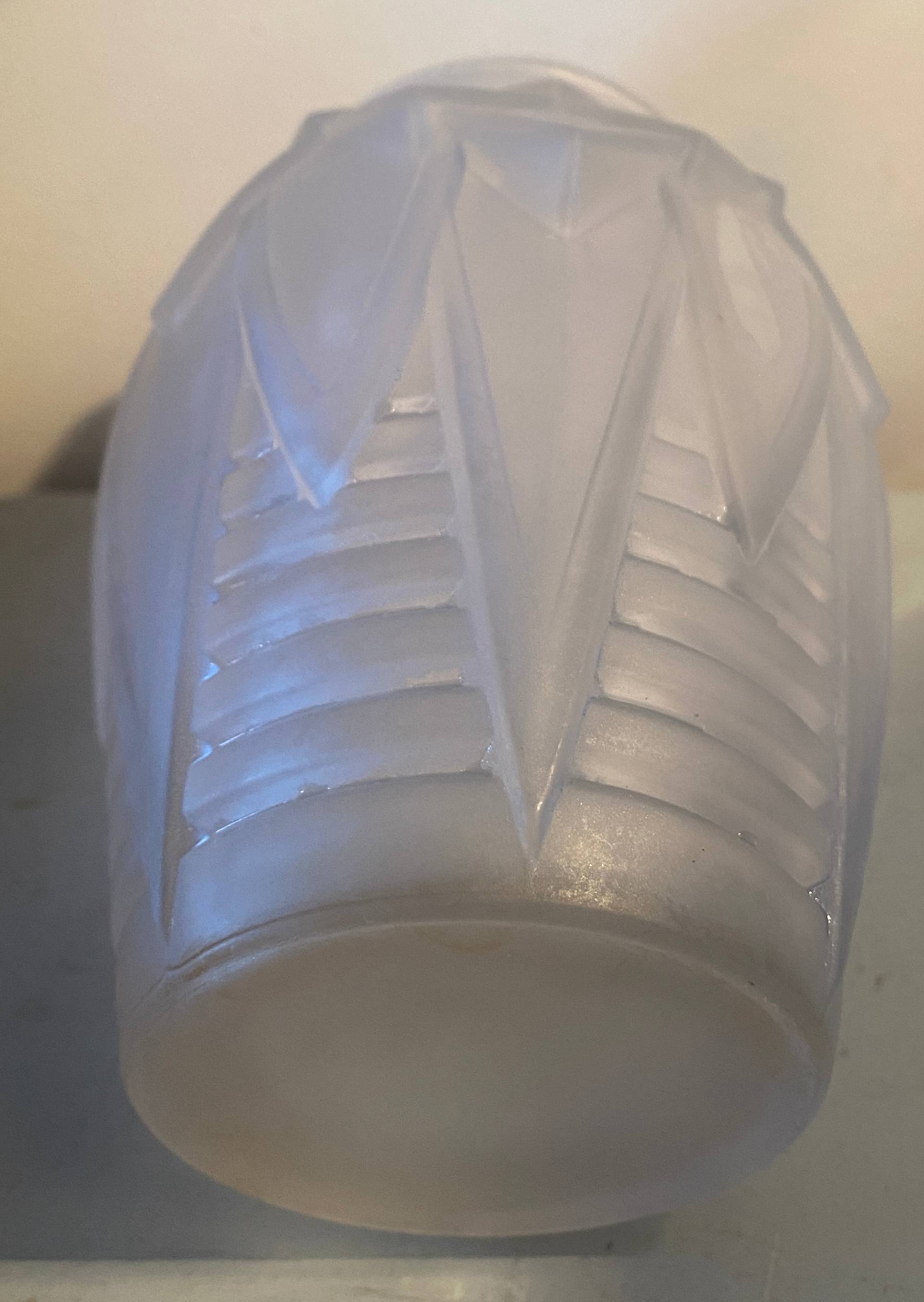 Vase années 30 Art Déco signé Muller Frères Luneville fleurs stylisées