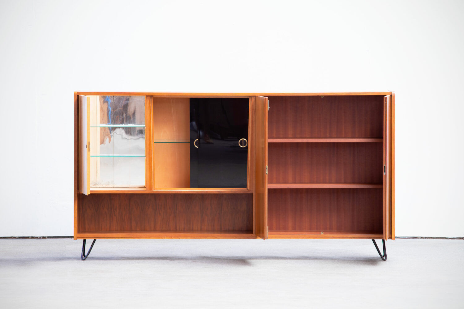 Vintage Scandinavian enfilade 1960