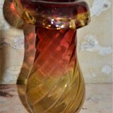 Vase en verre soufflé
