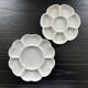 Paire de plats fleurs en porcelaine