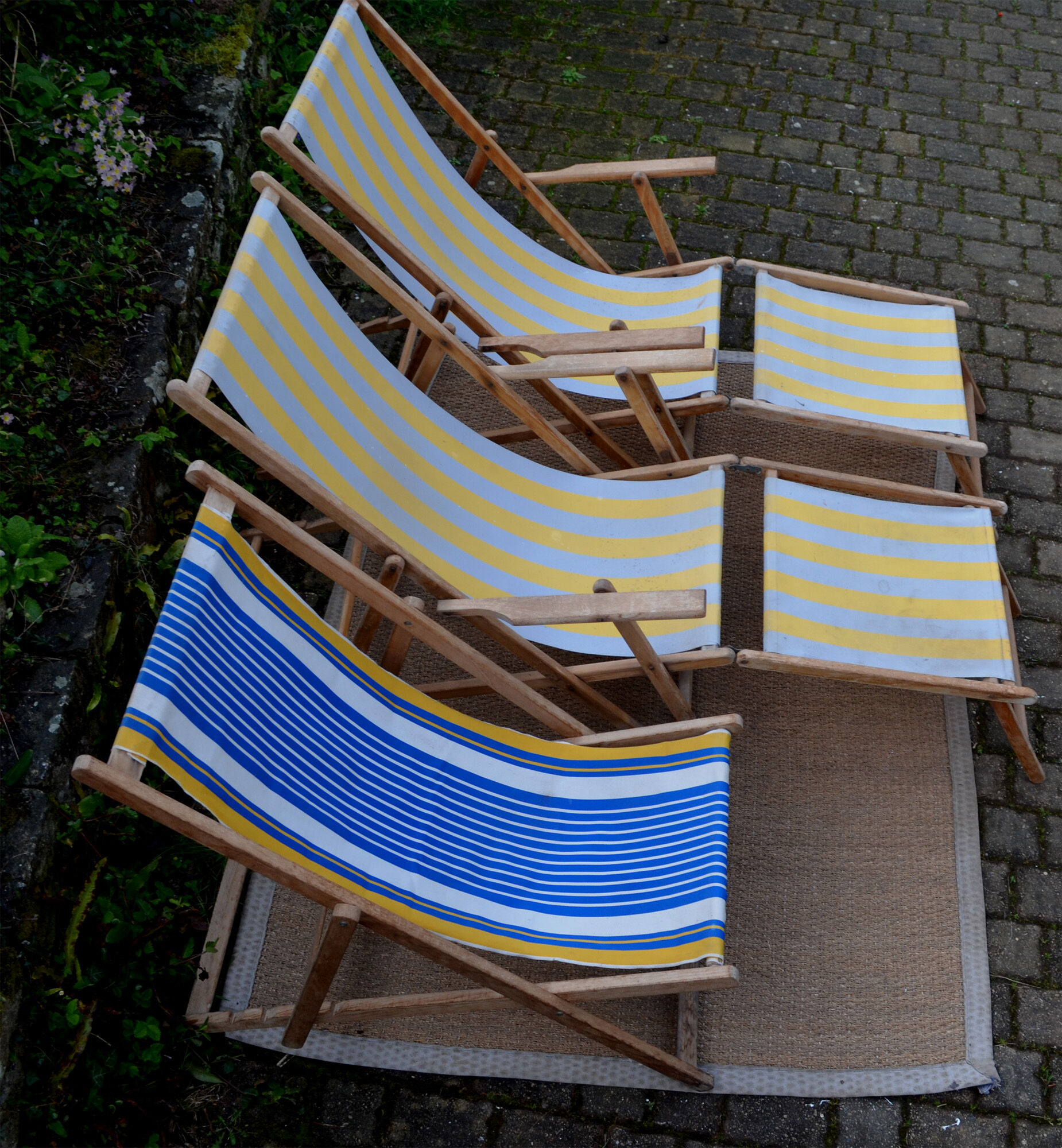 Sunbed chairs