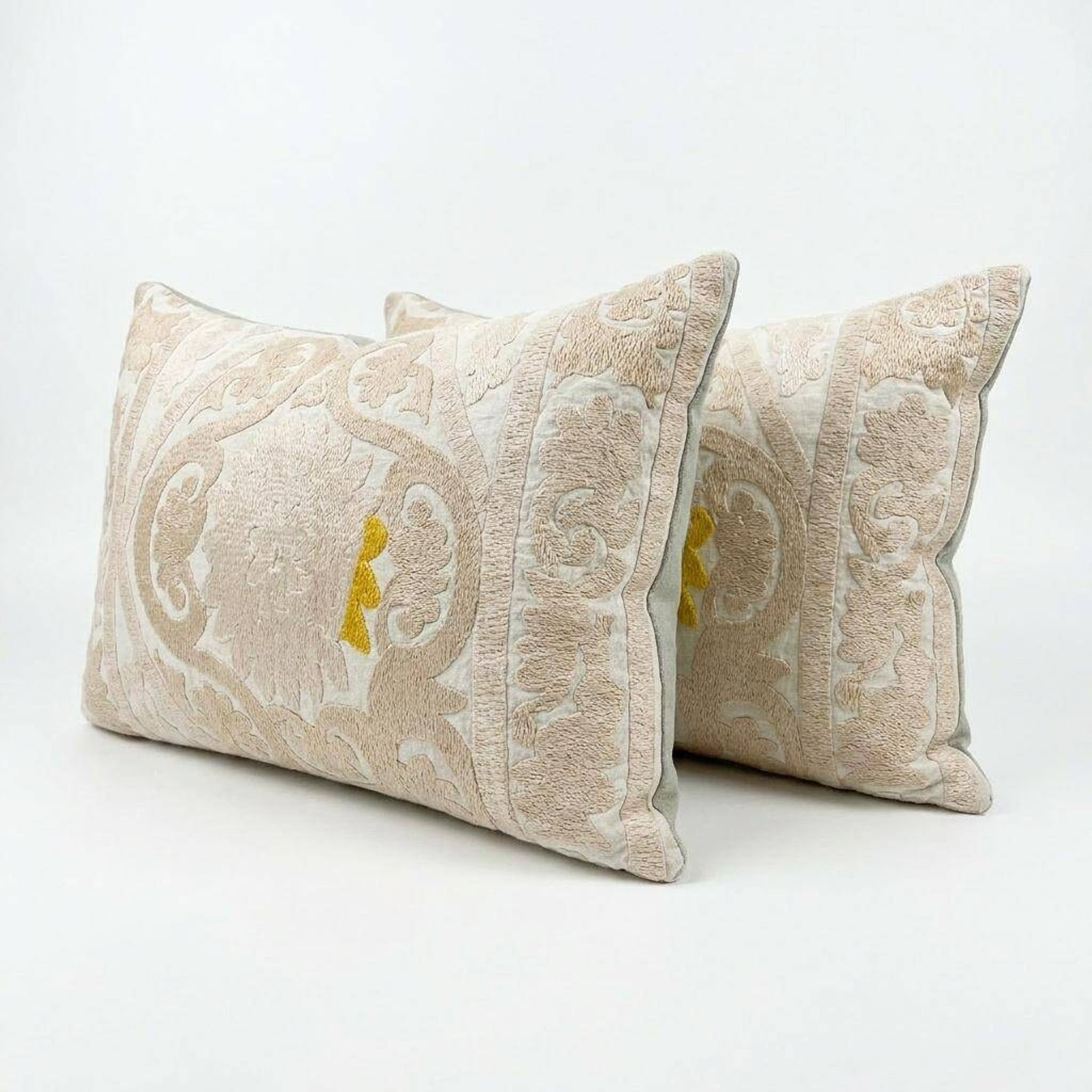 Set of 2 vintage embroidered cushion covers 41x56 cm