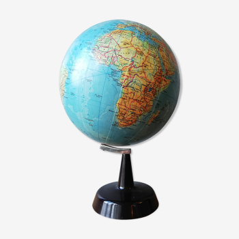 Small vintage globe 1963