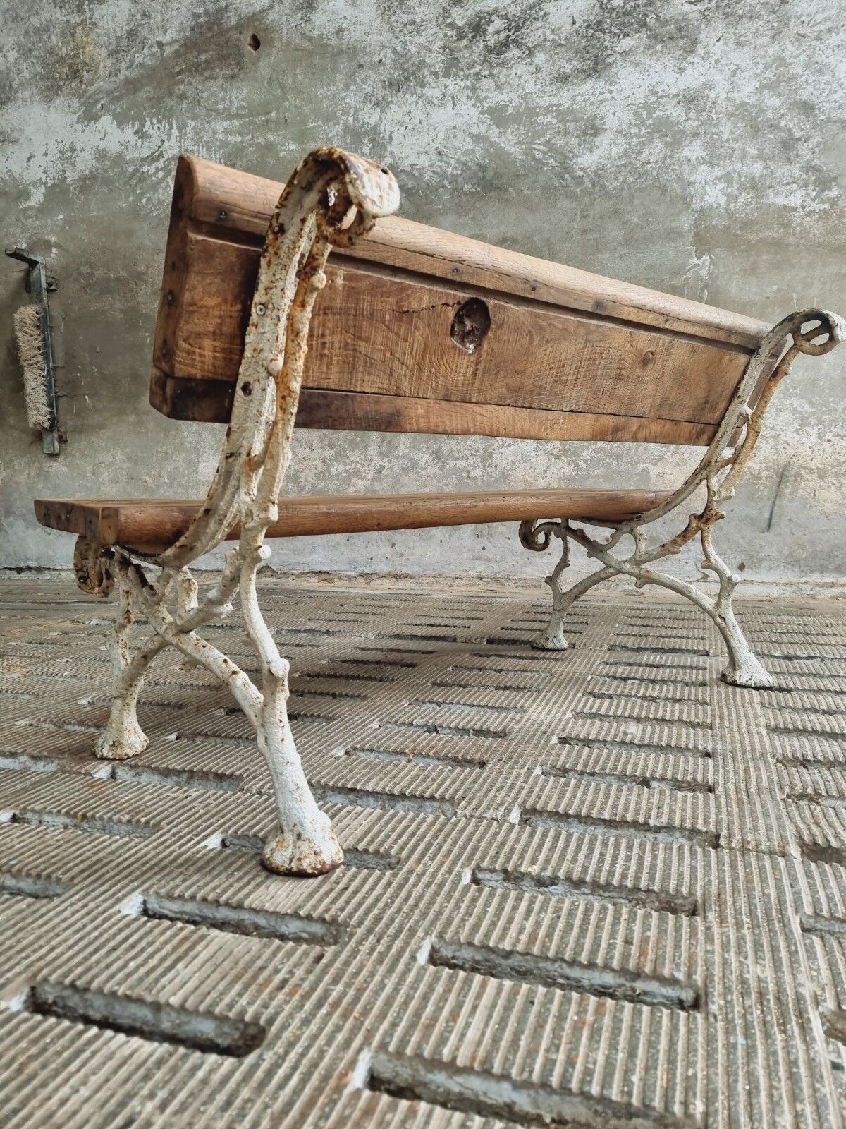 Antique garden bench oak on cast iron legs 125 cm