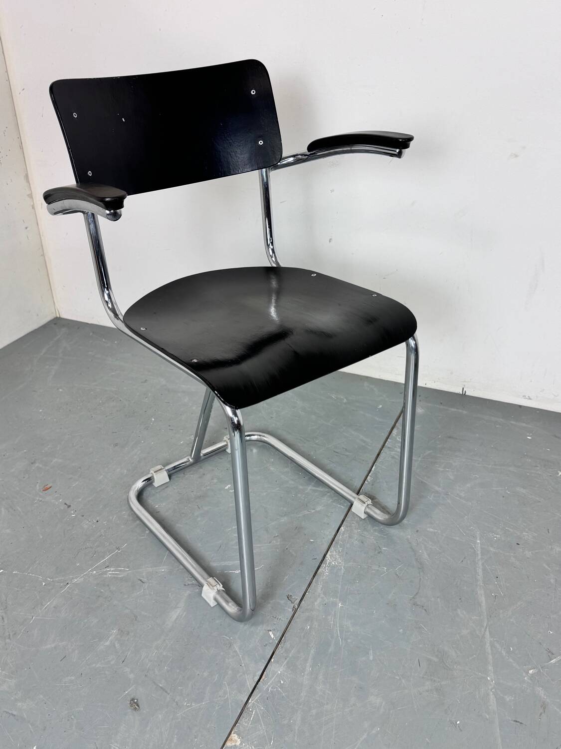 Chaise cantilever en acier chromé tubulaire Bauhaus vintage, années 1930