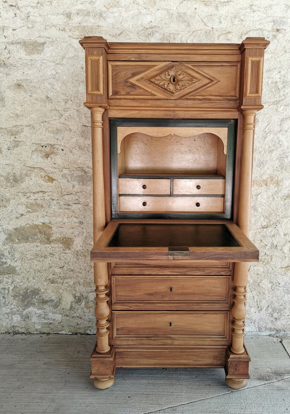 Semainier secretary Henri II in walnut and erable speckled