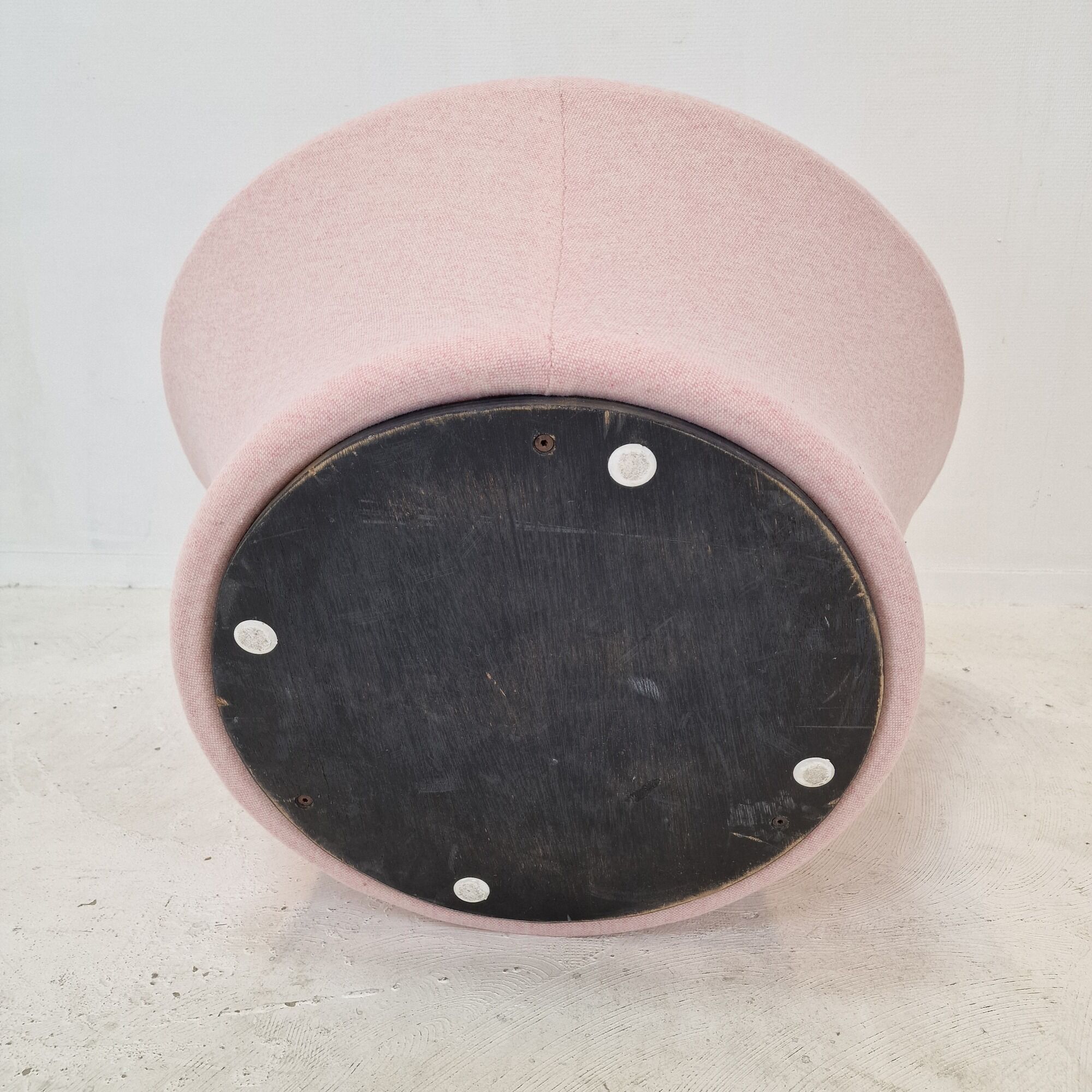 Mushroom Armchair by Pierre Paulin for Artifort, 1980's
