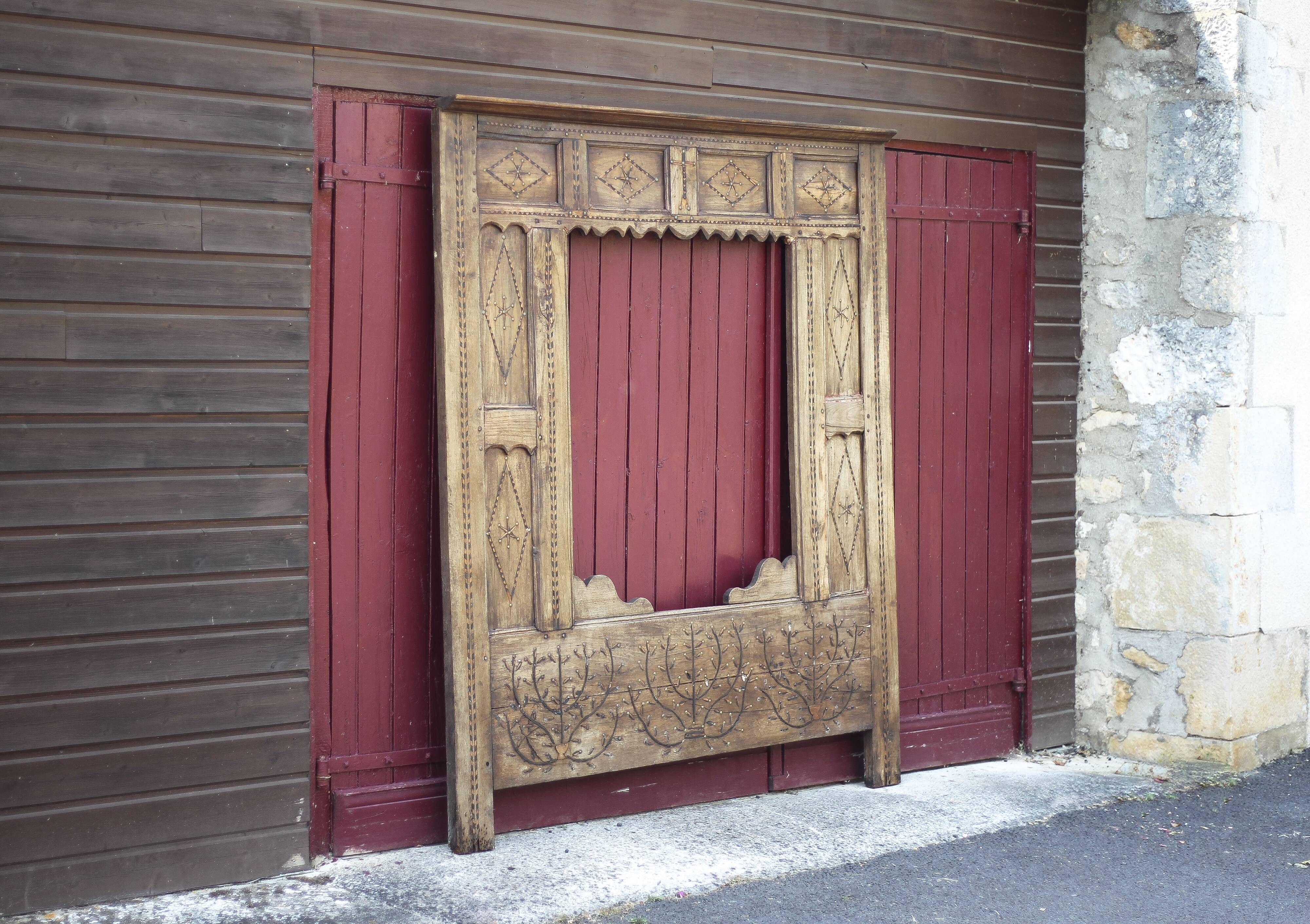 Old Breton bed door, Breton wood facade, headboard, wall decoration