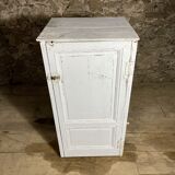 White workshop cabinet