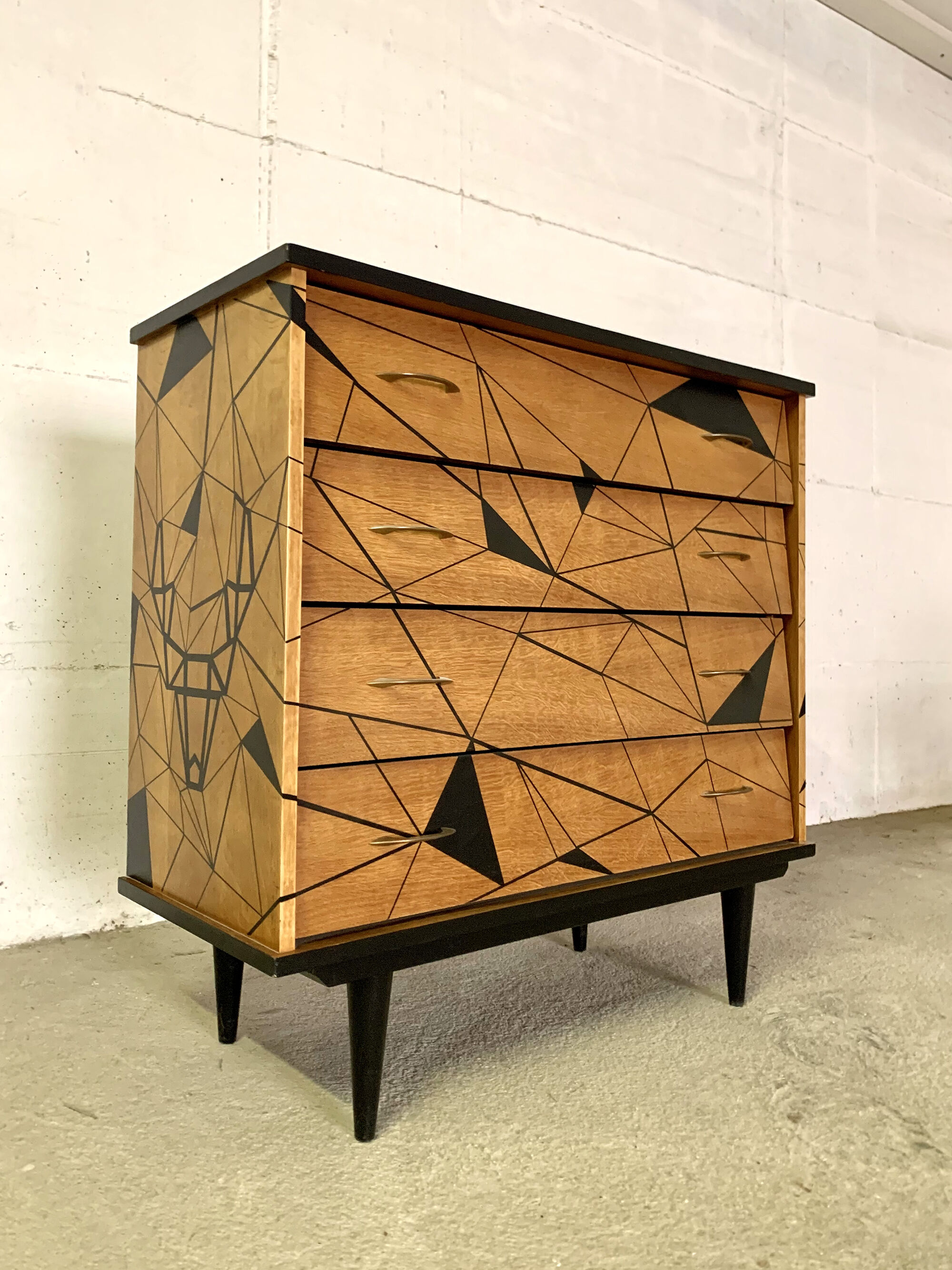 Vintage 60s/70s dresser