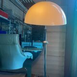Lampadaire vintage avec abat-jour champignon blanc