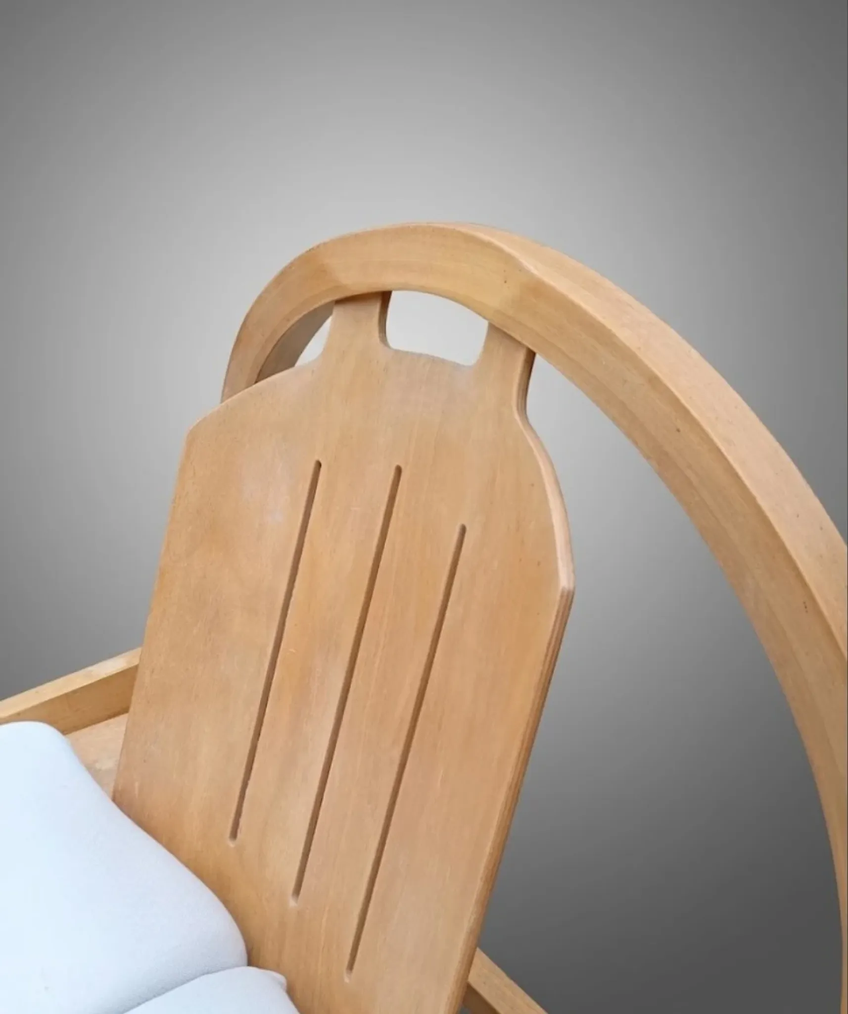 Pair of Argos lounge chairs by Baumann