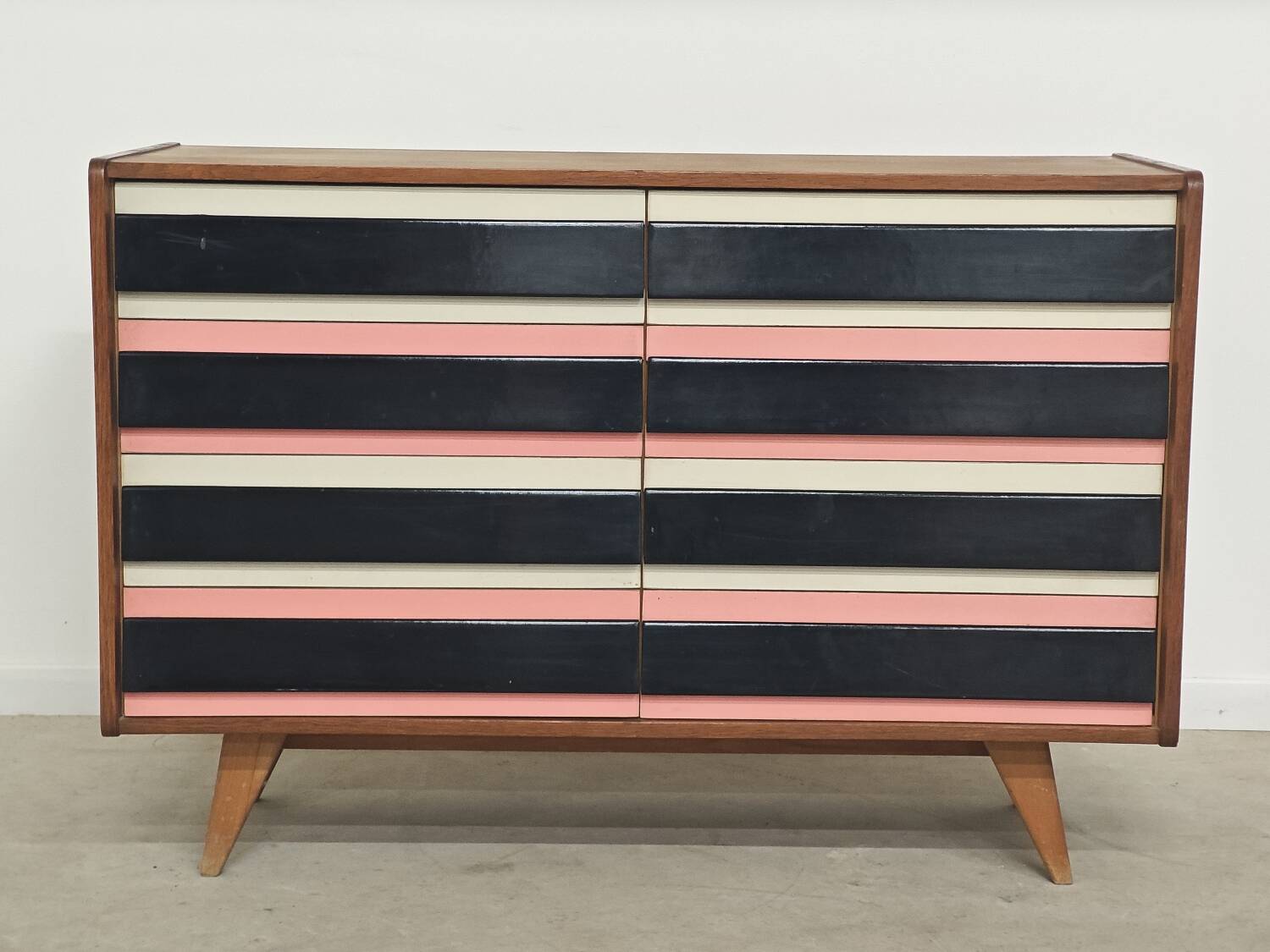 Commode U 453 Rose 8 drawers Jiri Jiroutek for Interior Prague 1962