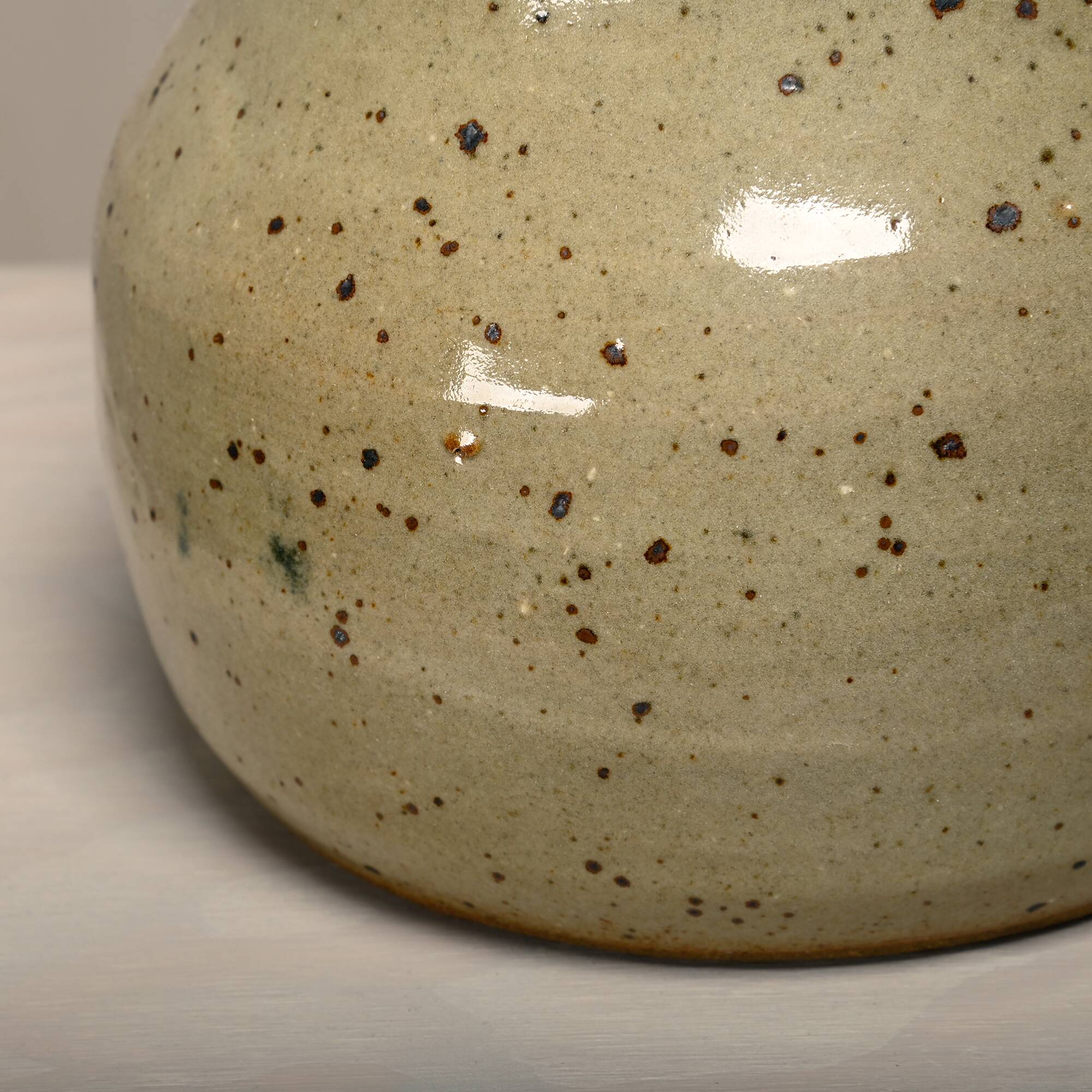 Large glazed ceramic Table Lamp in green tones, France 1960s