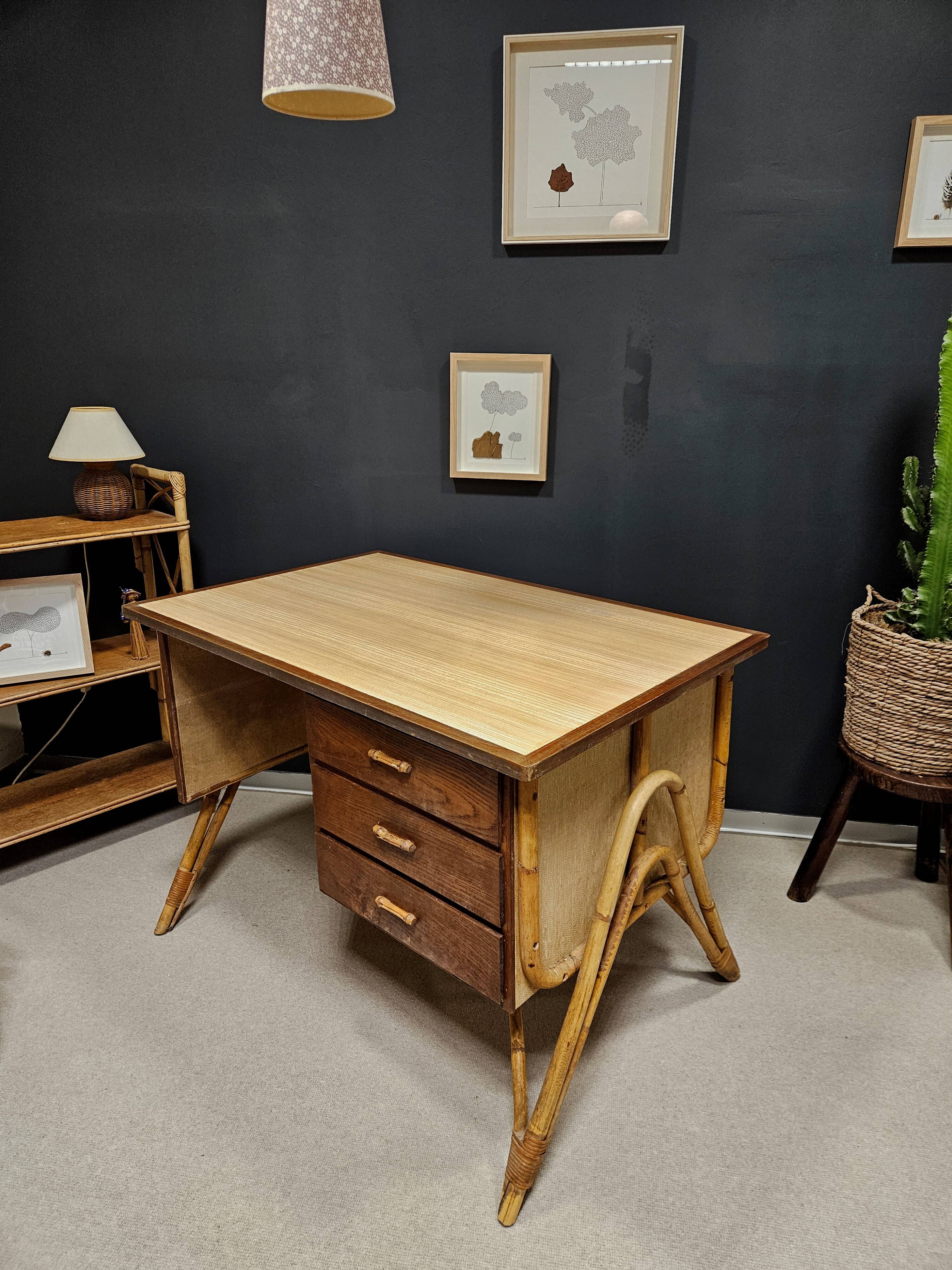 Bureau vintage