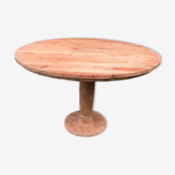 Table ronde ancienne .