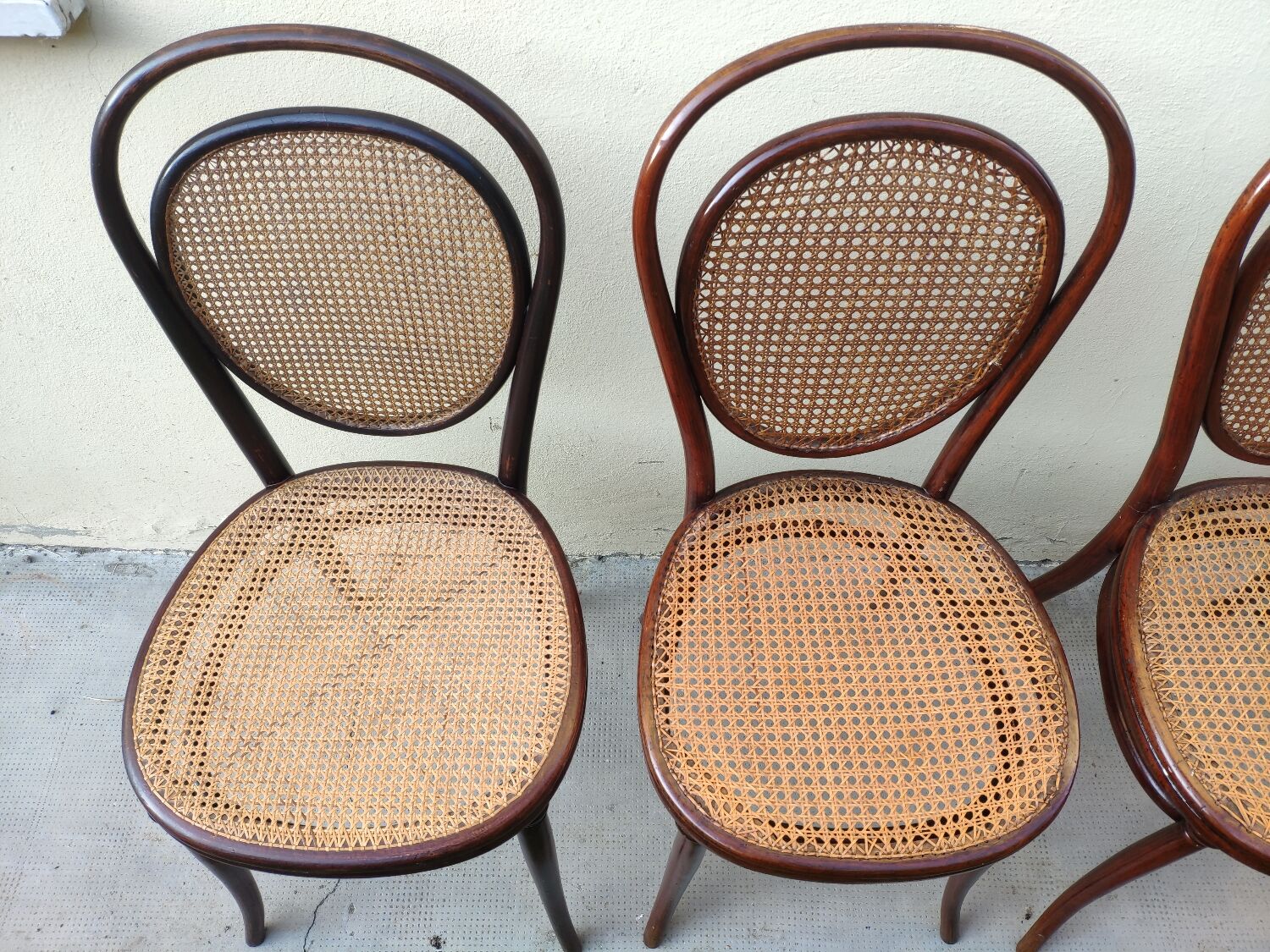Set of 4 Thonet chairs nr 7 from 1865 ca