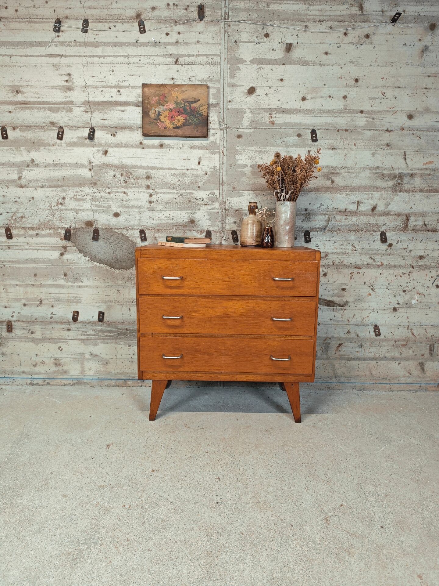 Vintage chest of drawers
