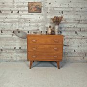 Vintage chest of drawers