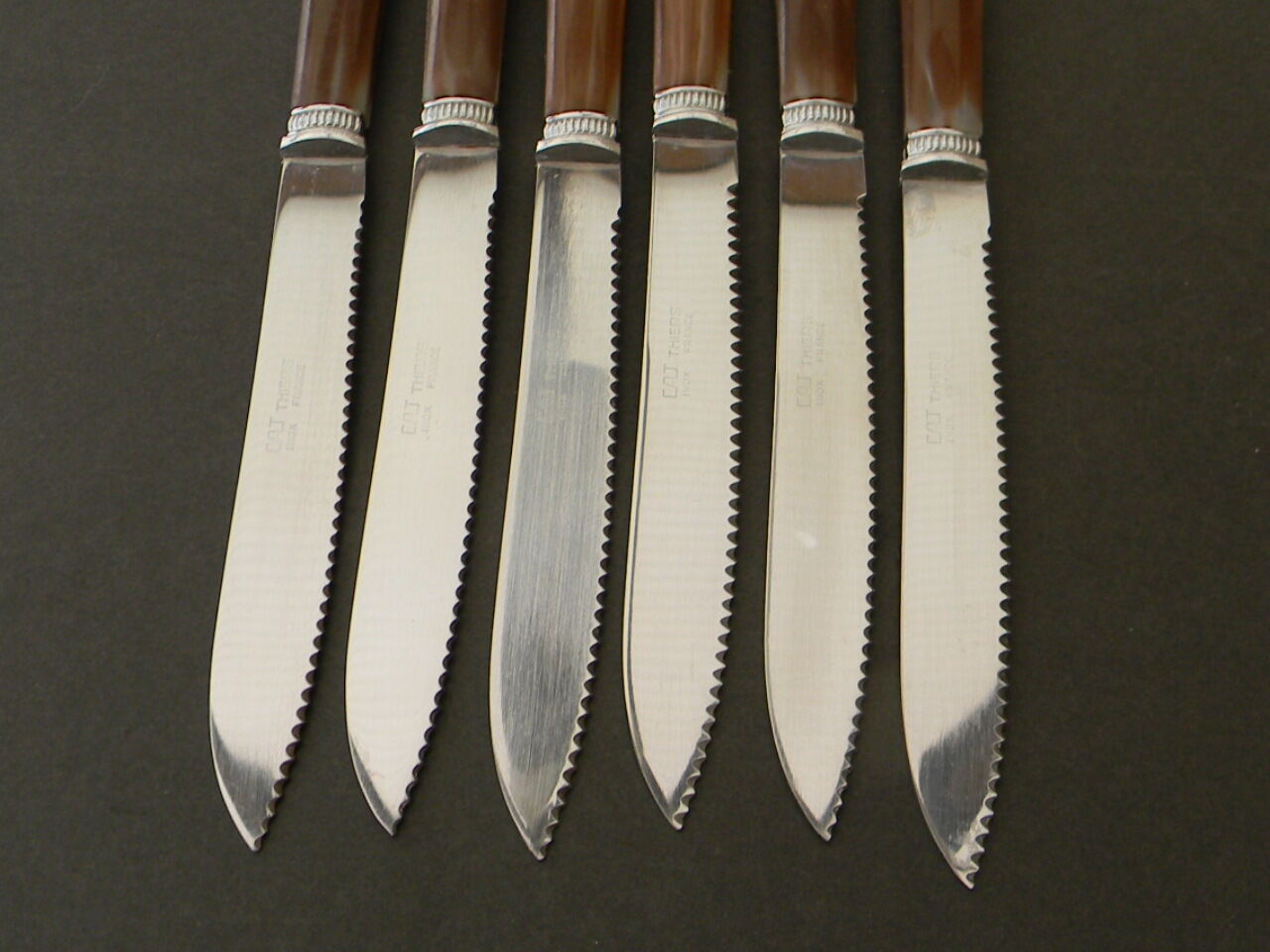 Lot de 6 couteaux vintage lame inox Thiers France