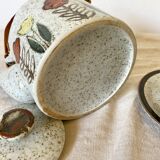 Stoneware teapot and its 3 cups, 1970s