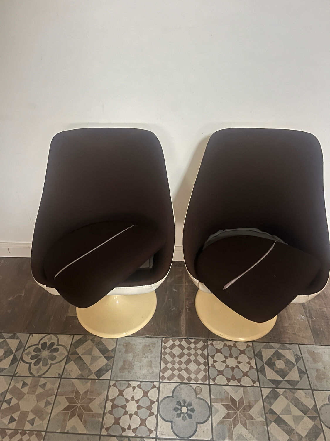 Pair of armchairs