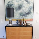 Buffet bas 1950 signé, laqué noir et sycomore