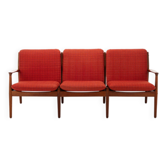 Model 218 Sofa by Grete Jalk for Glostrup Mobelfabrik