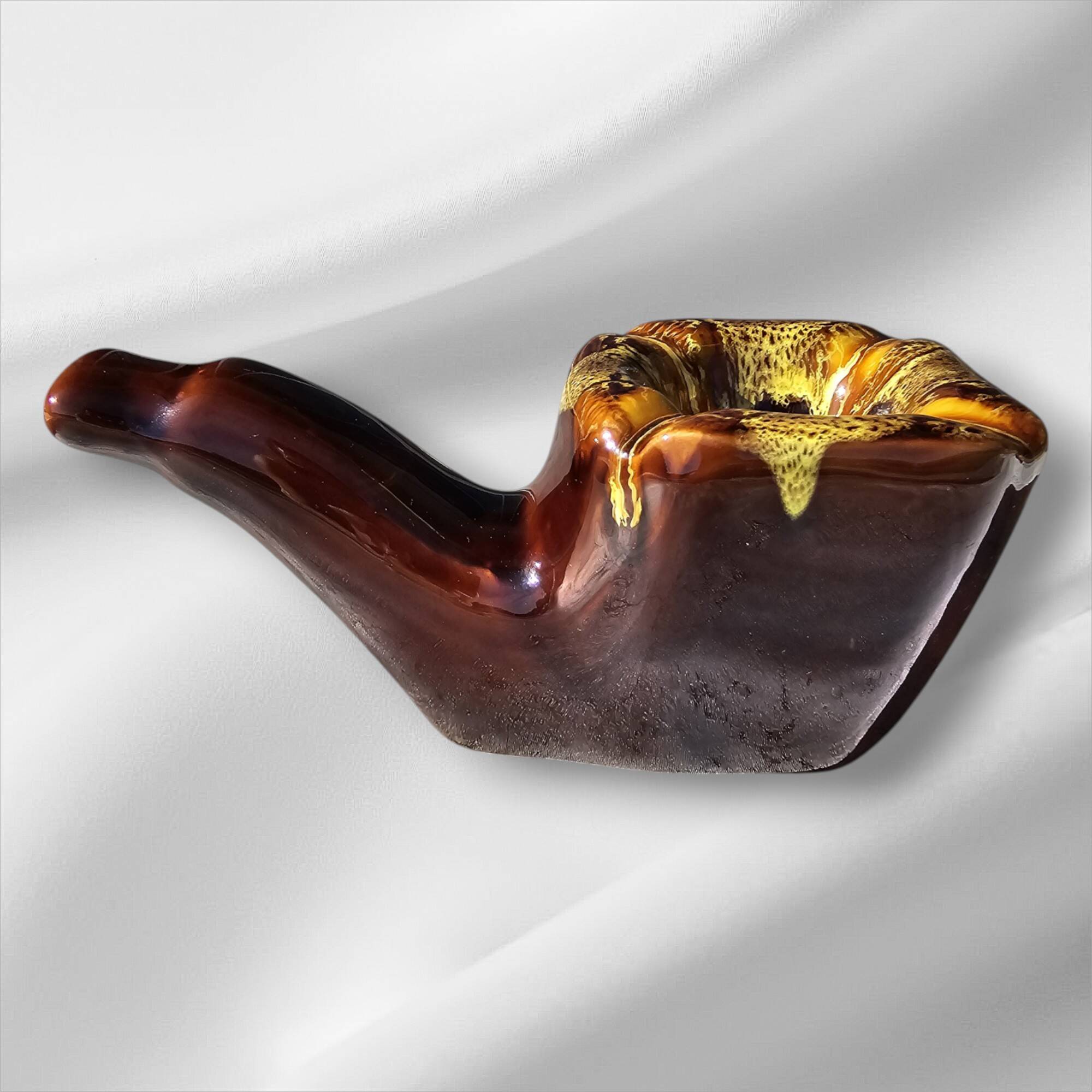 Vallauris majolica ashtray, pipe-shaped ashtray, 1950s