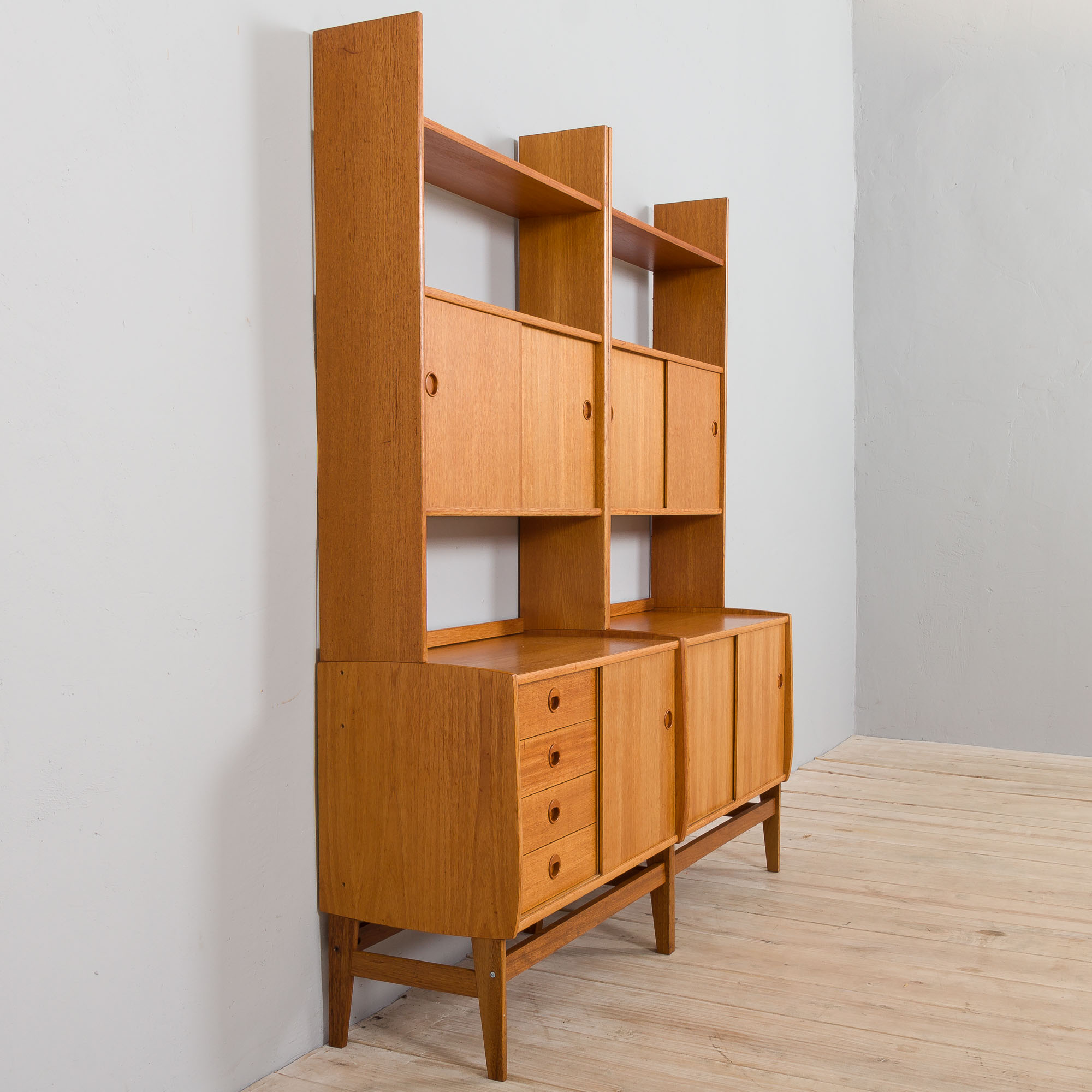 Scandinavian bookcase by John Texmon for Blindhe