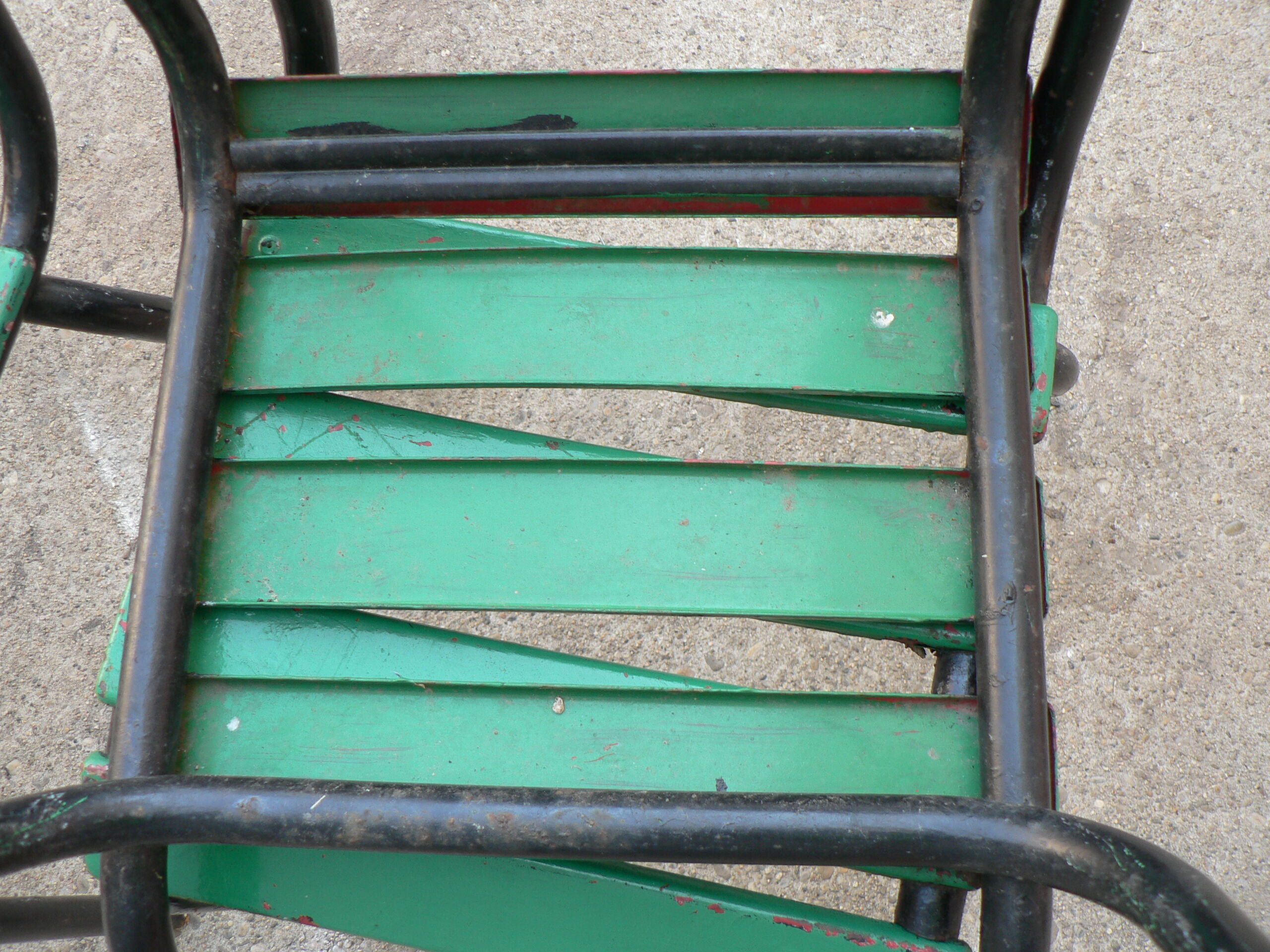Lot of 4 garden chairs stackable