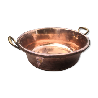 Period copper jam basin